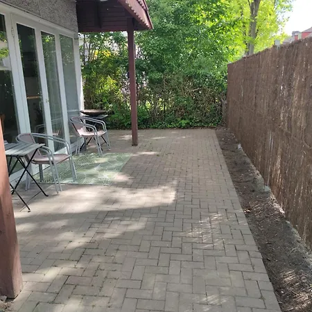 Nest - Grosse Gemuetliche Mit Terrasse, Zentral Gelegen, Fuer Paare, Familien Und Hunde!