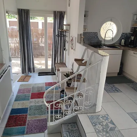 Апартаменты Nest - Grosse Gemuetliche Mit Terrasse, Zentral Gelegen, Fuer Paare, Familien Und Hunde! *